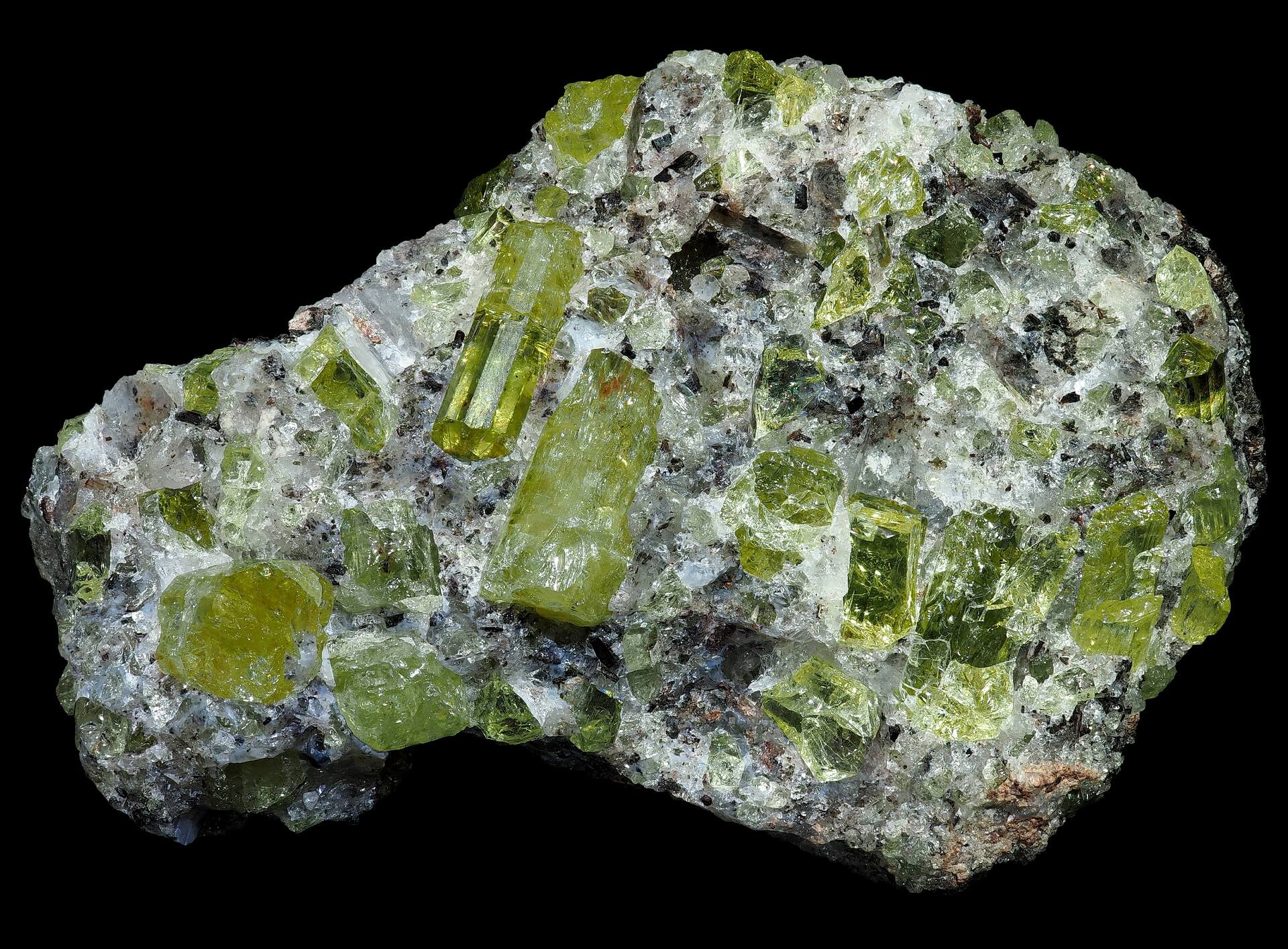 A shot of the whole specimen, primarily Apatite, Augite and Quartz.